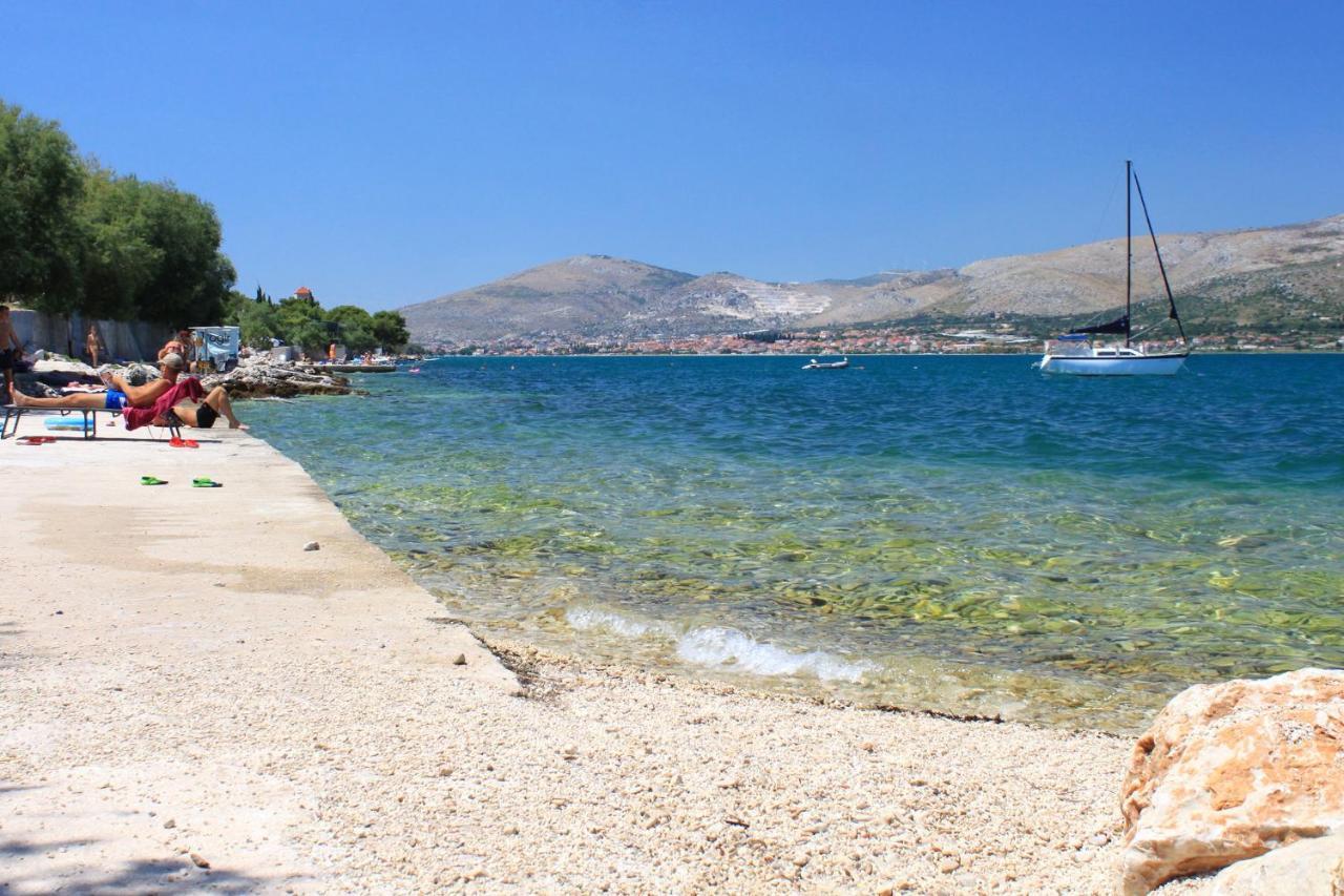 Apartments By The Sea Arbanija, Ciovo - 1085 Trogir Zewnętrze zdjęcie