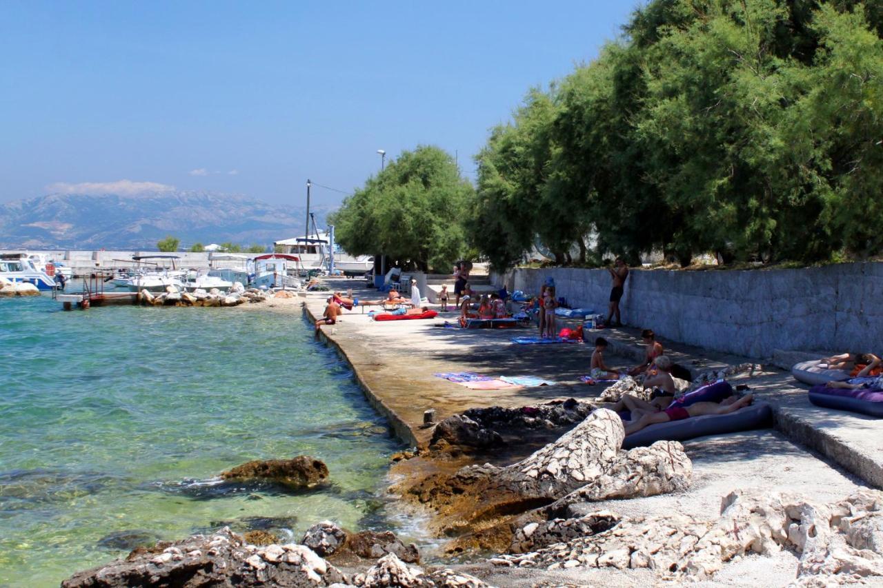 Apartments By The Sea Arbanija, Ciovo - 1085 Trogir Zewnętrze zdjęcie