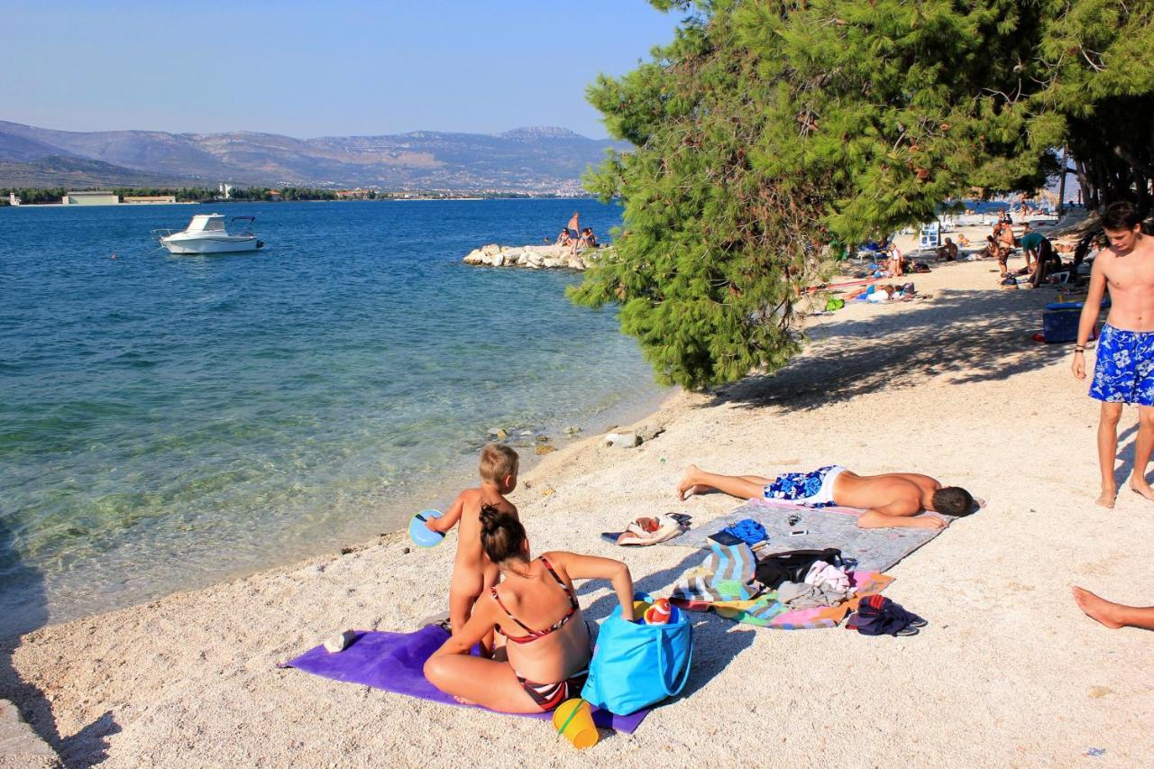 Apartments By The Sea Arbanija, Ciovo - 1085 Trogir Zewnętrze zdjęcie