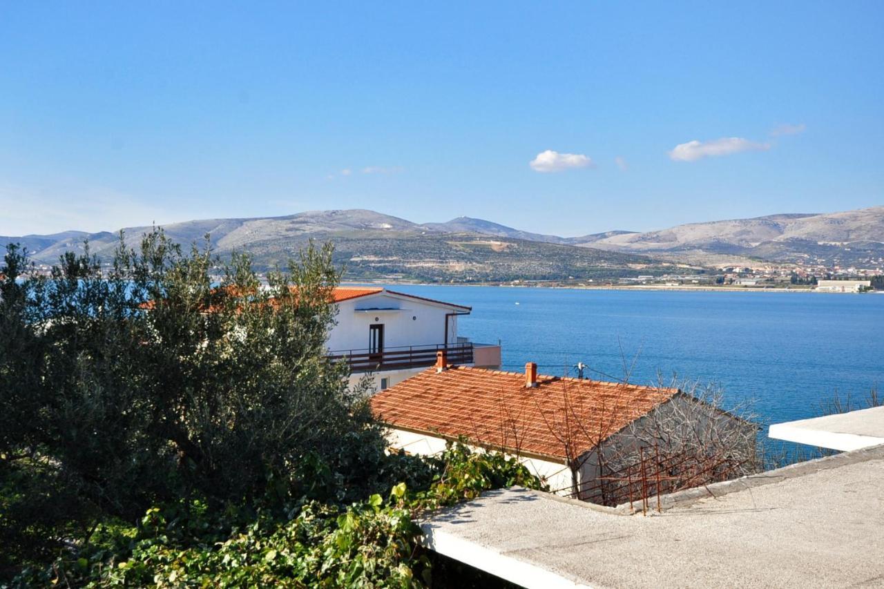 Apartments By The Sea Arbanija, Ciovo - 1085 Trogir Zewnętrze zdjęcie